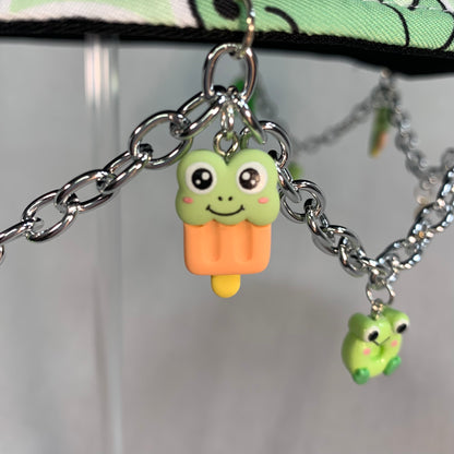 I Leaping Love Frogs! Kawaii Frog Charms and Chain Bucket Hat