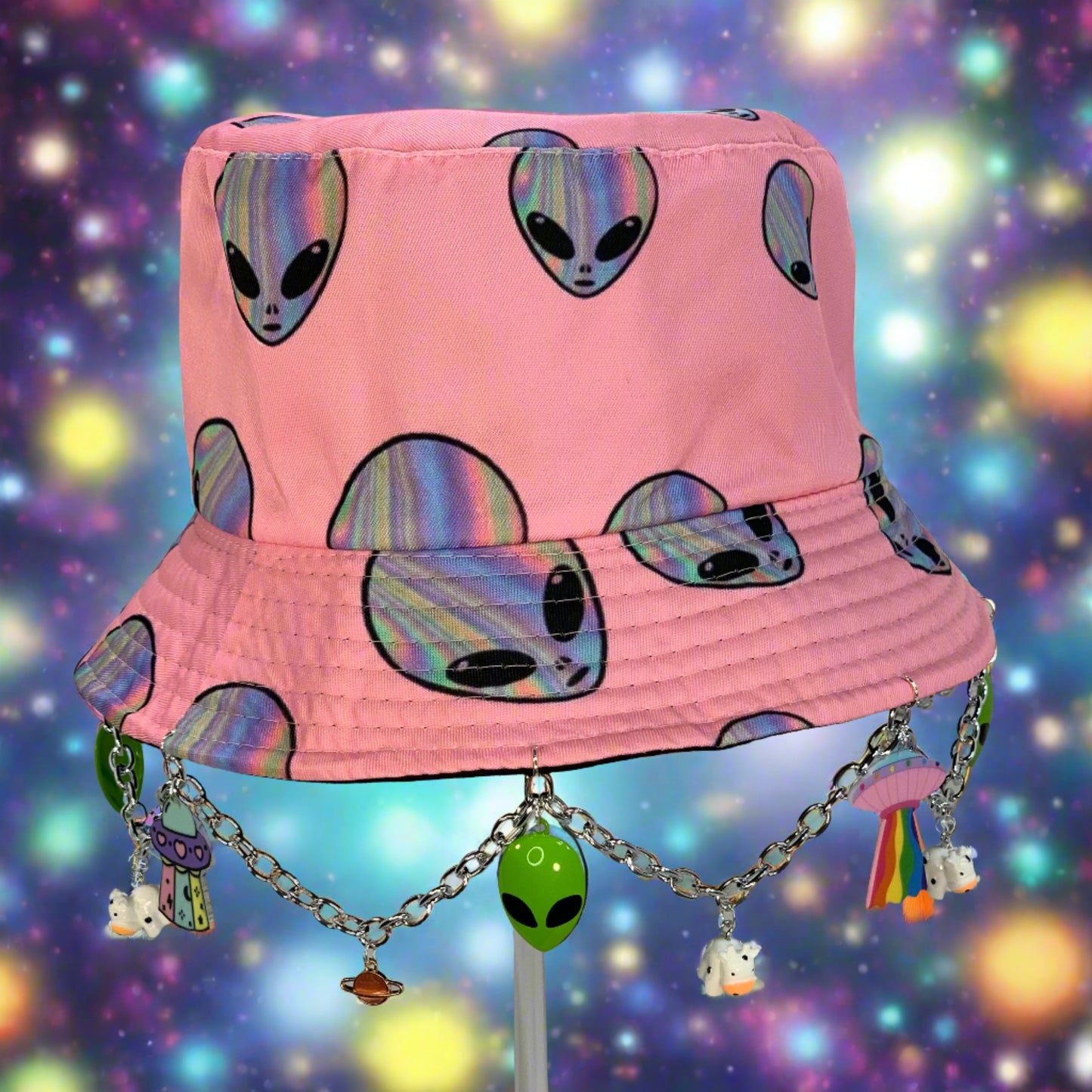 Alienated Abduction! Cute Alien and Cows Charms and Chain Bucket Hat