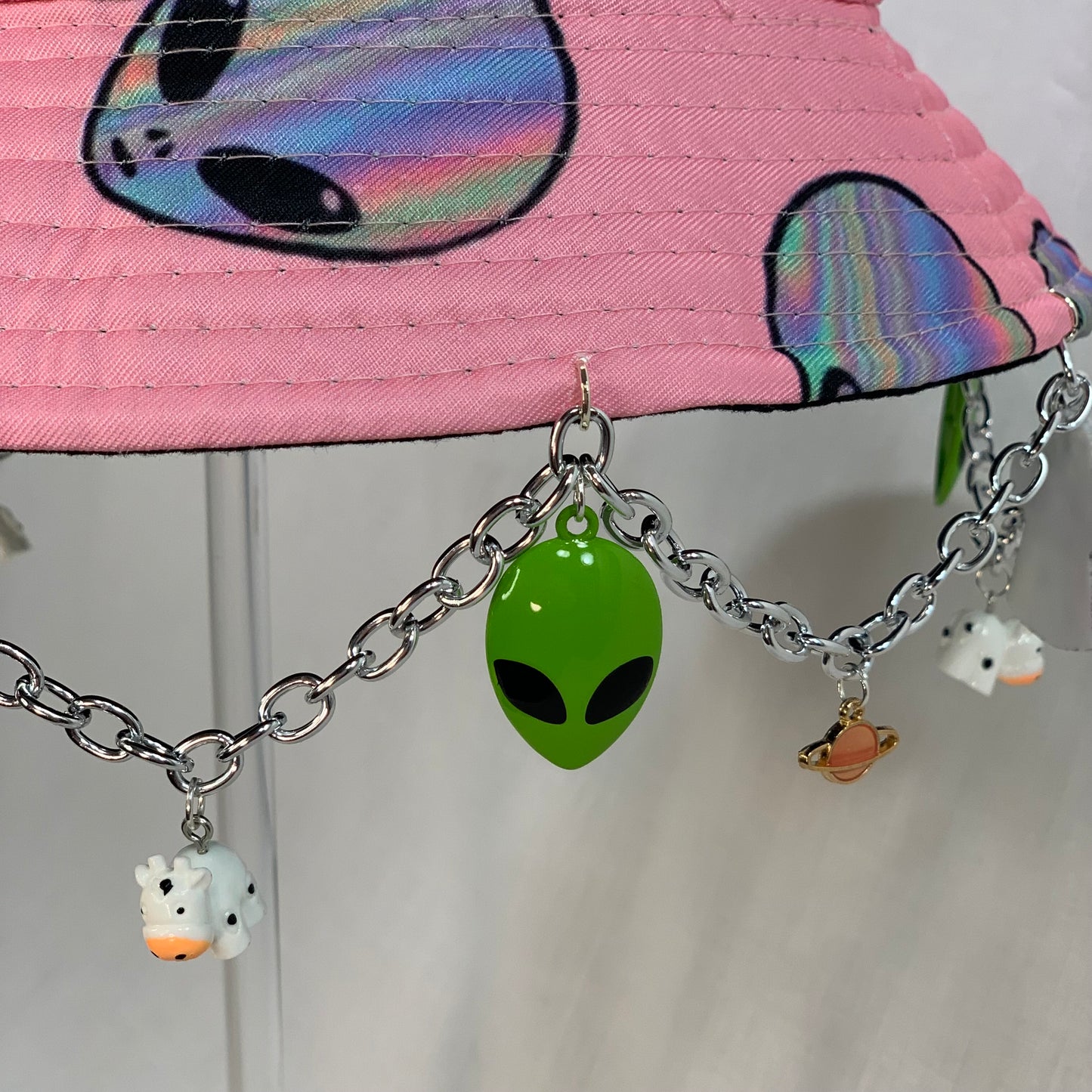 Alienated Abduction! Cute Alien and Cows Charms and Chain Bucket Hat