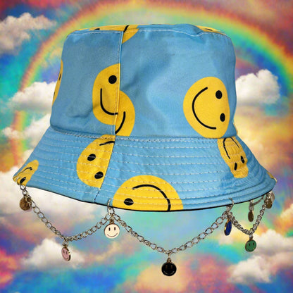 Happy Hippie! Chain and Charm Bucket Hat