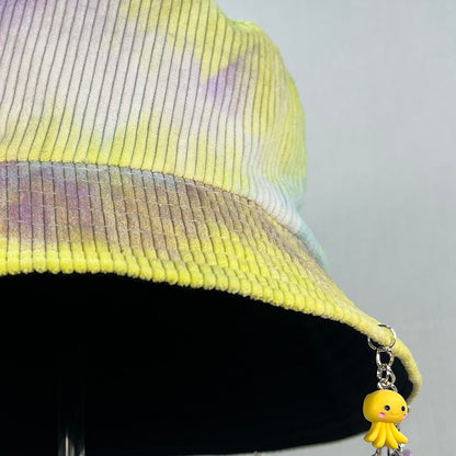 Surfing Corduroy Waves! Sea Life Chain and Charm Bucket Hat