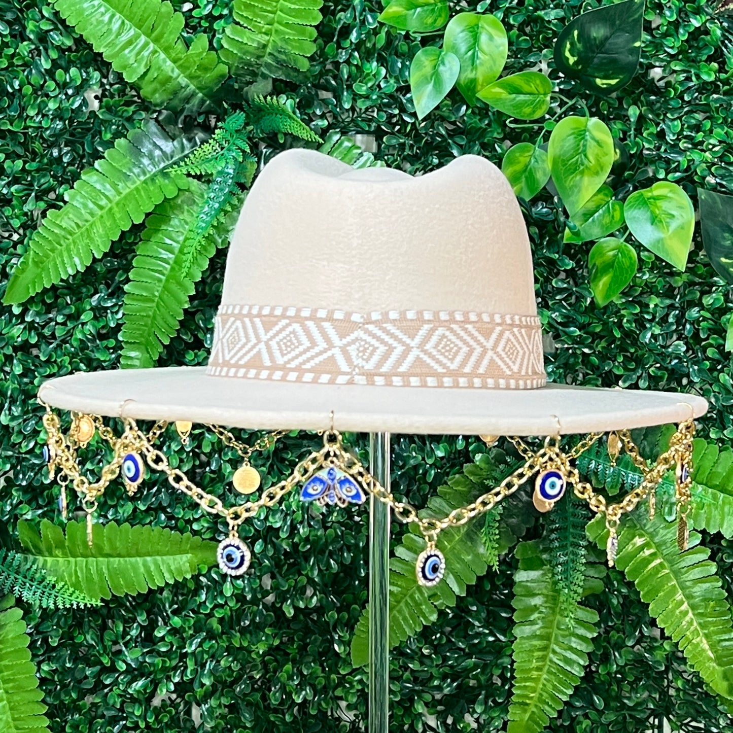 Twenty Two Eyes on the Prize Wide Brim